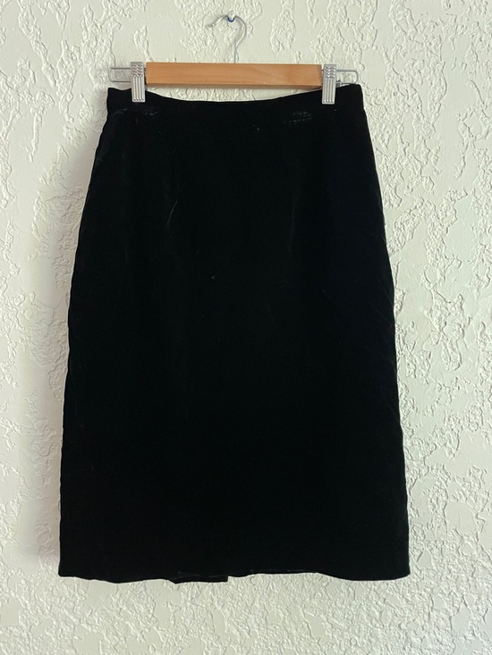 Polo Ralph Lauren Dresses & Skirts - Ralph Lauren RARE Vintage 80s Black Velvet Skirt - 10